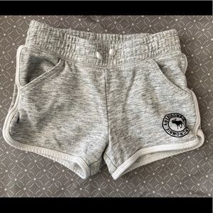 Abercrombie Kids shorts size 9/10